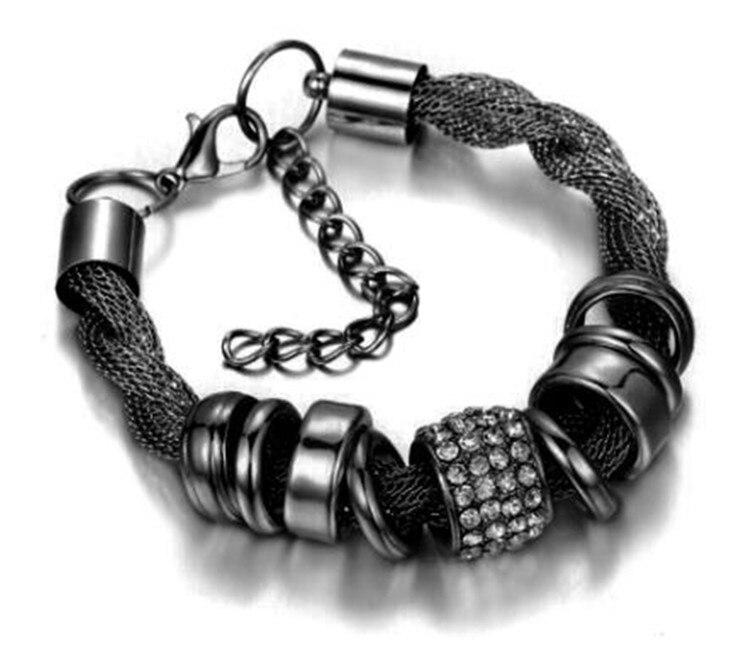 Intertwined fashion bracelet